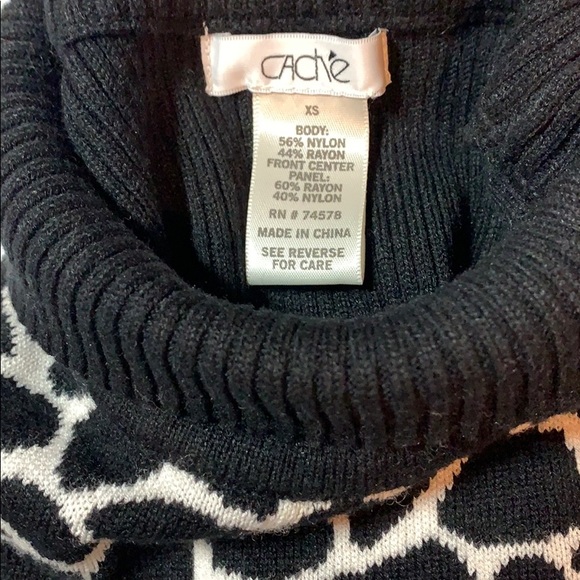 CACHE-animal print, sleeveless sweater - Picture 3 of 3